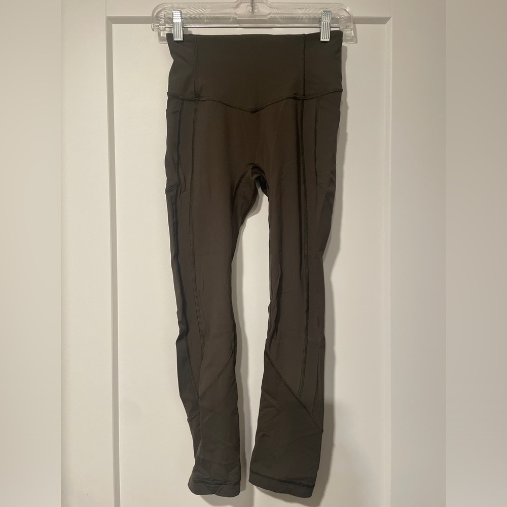Lululemon Leggings in Olive Green